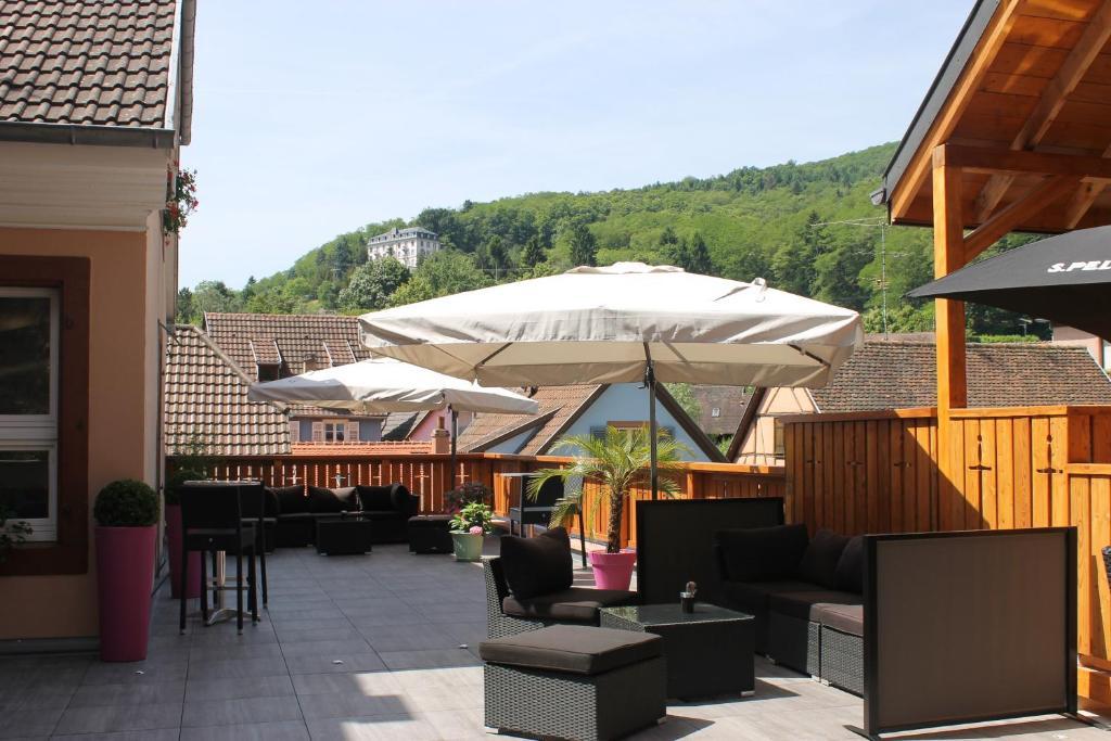 Hotel Restaurant 3 Chateaux Ribeauvillé Exteriér fotografie